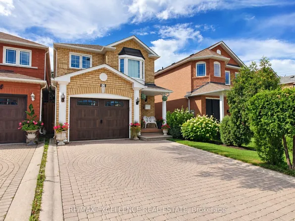 12 Prado Ct, Toronto, ON M6B 4L2