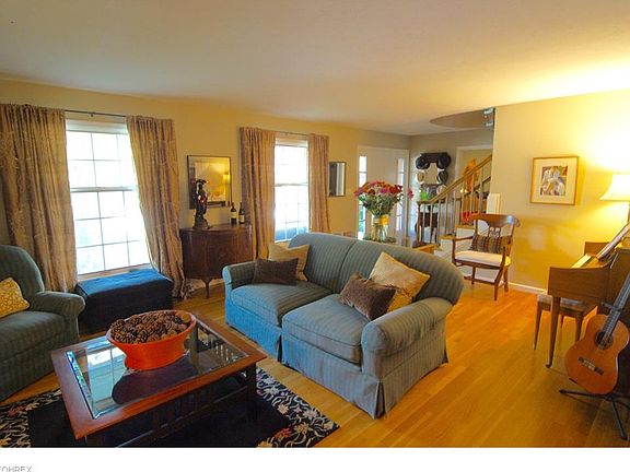 4th image of 1056 Chatham Pl