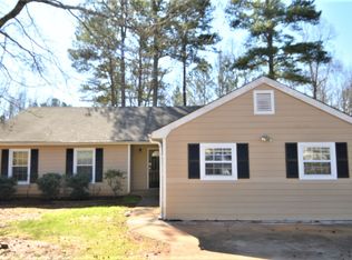 1507 Chaseway Cir, Powder Springs, GA 30127