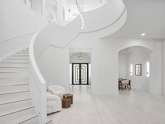 4th image of 17606 Circle Pond Court
