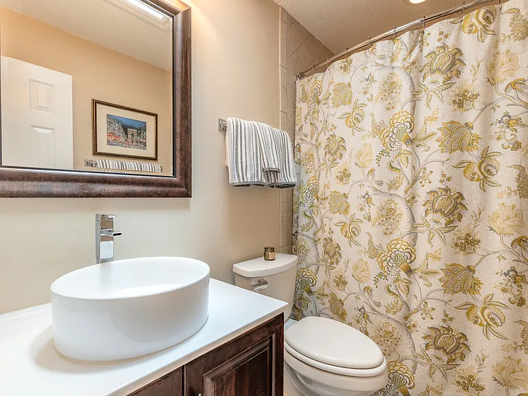 2679 John Anderson Dr — Photo 18