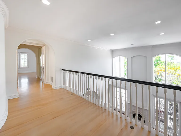 2 Belcourt Dr — Photo 8