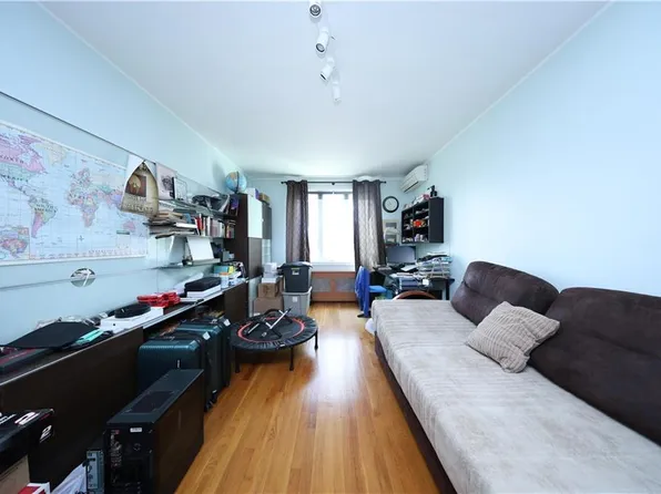 2415 East 27th Street image 19 of 37