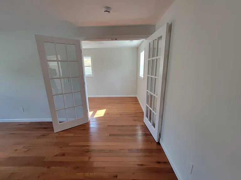 170 Farmington Ave #2 — Photo 17