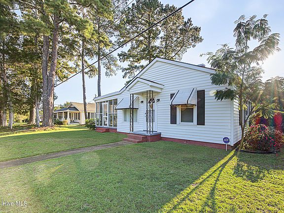 2nd image of 131 Northam Road