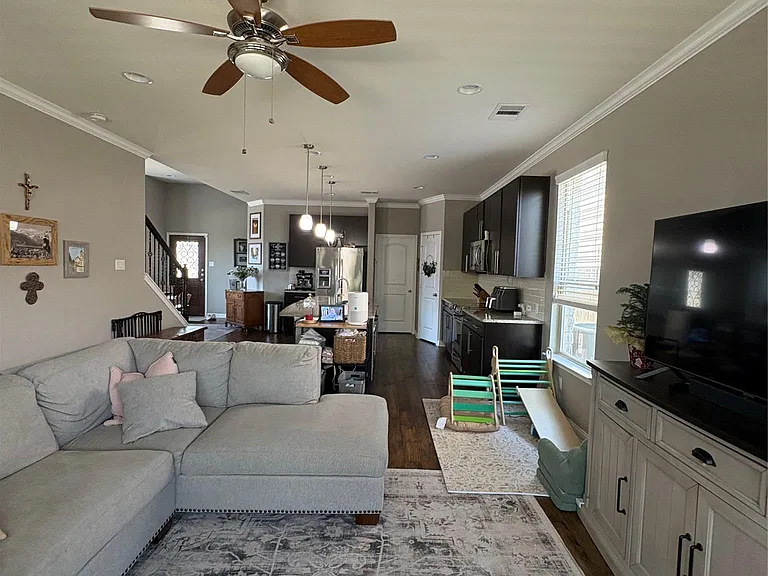 3800 Kennedy Grace Ln — Photo 8