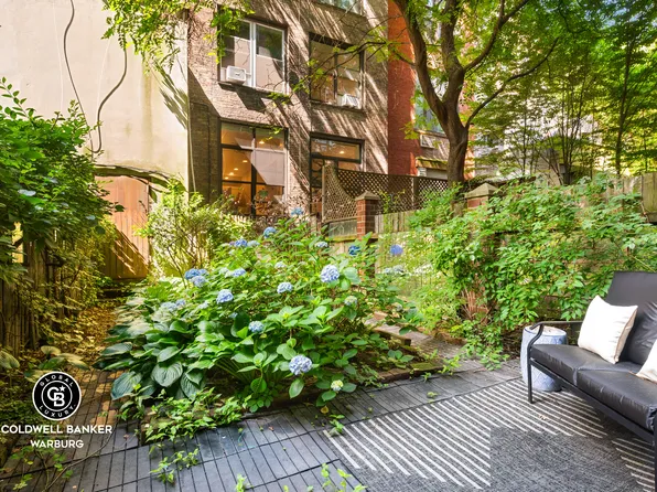 132 West 73rd Street image 10 of 10