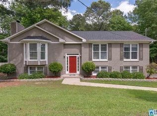 117 Milgray Ln, Calera, AL 35040