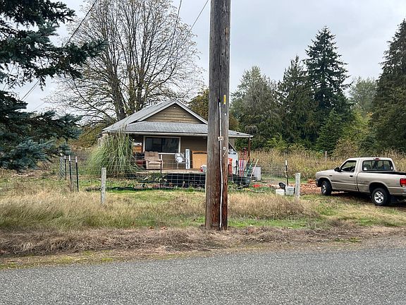 3rd image of 12124 34th Ave E