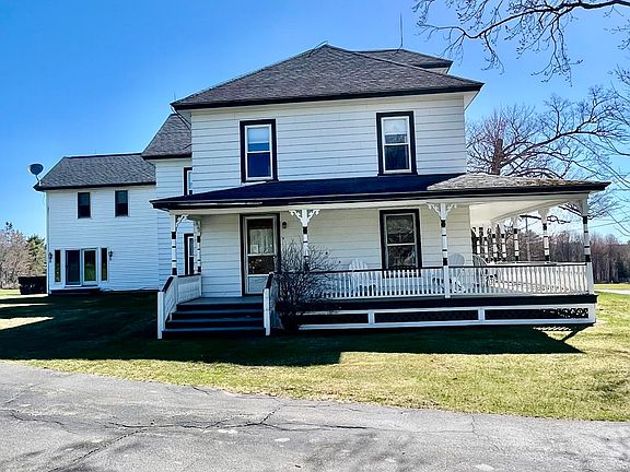 3rd image of 428 Mullen Road