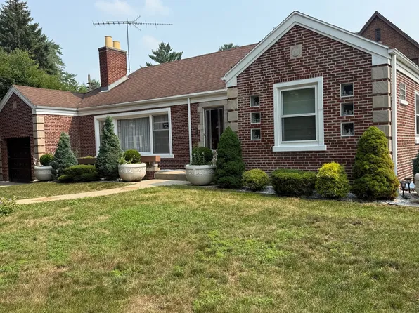 5808 N Forest Glen Ave, Chicago, IL 60646