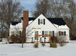 329 37th St NW, Canton, OH 44709