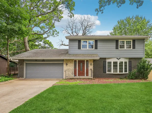 3414 Skyline Dr, Des Moines, IA 50310