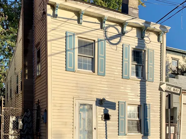 6 W Church St, Bordentown, NJ 08505