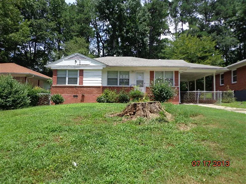 763 Pegg Rd SW photo 1