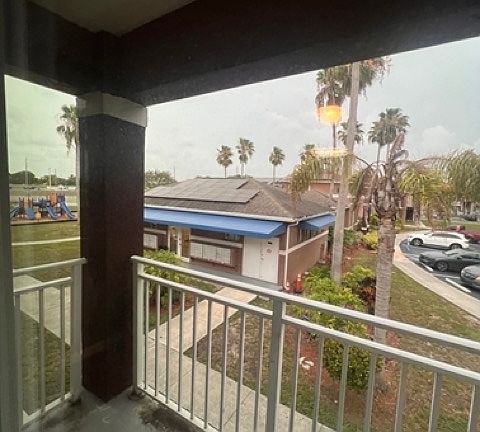 5th image of 3220 NW 183rd St #212