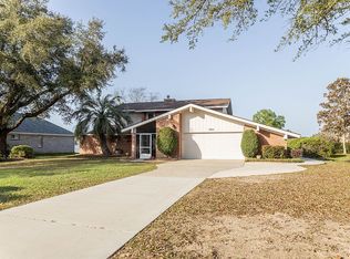 9100 Lakeview Dr, Foley, AL 36535