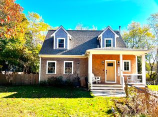 10 Combra Way, Oak Bluffs, MA 02557