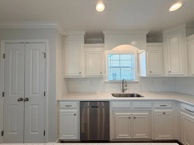 4559 Brinlee Way — Photo 8