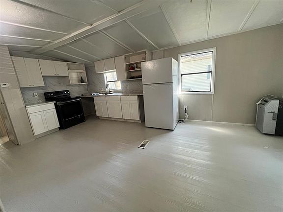 4th image of 3000 CLARCONA ROAD #551