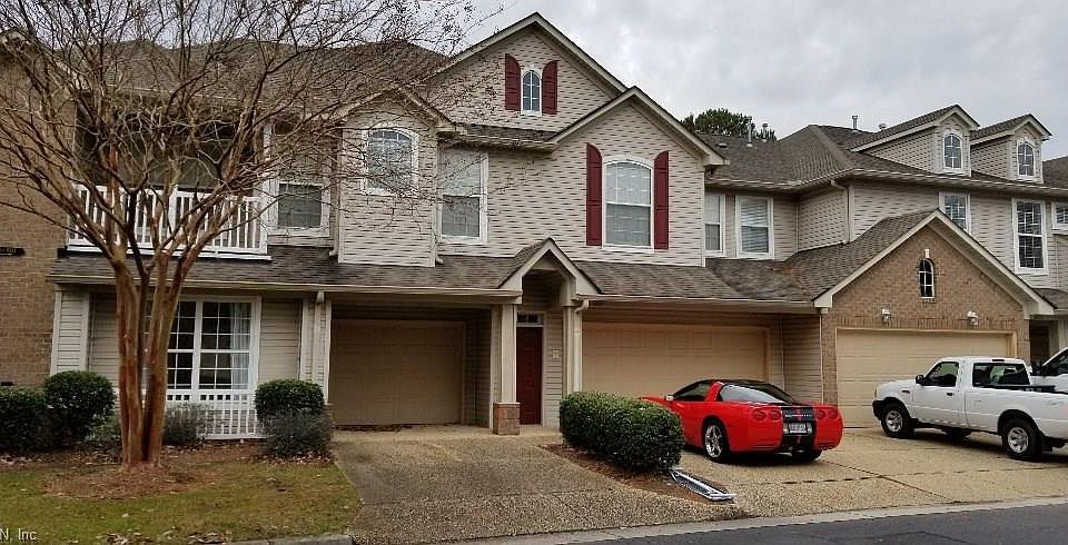 1st image of 1033 Grand Oak Ln