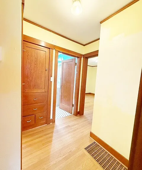 1218 Gregory Way — Photo 8