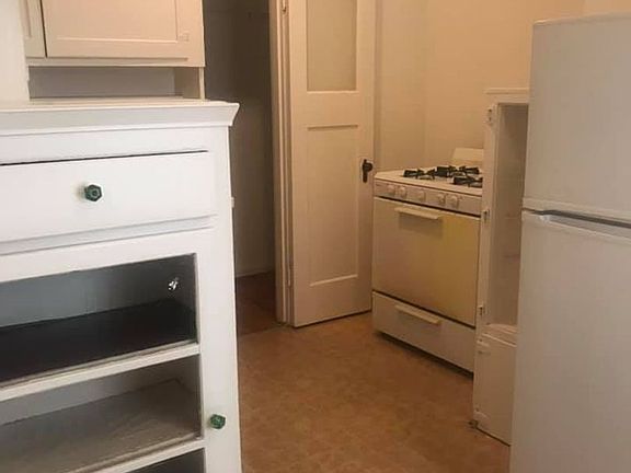 4th image of 2516 Piedmont Ave APT 35