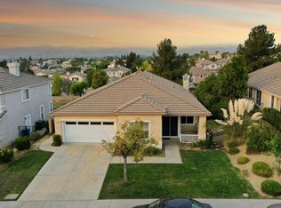 3237 Pine View Dr, Simi Valley, CA 93065