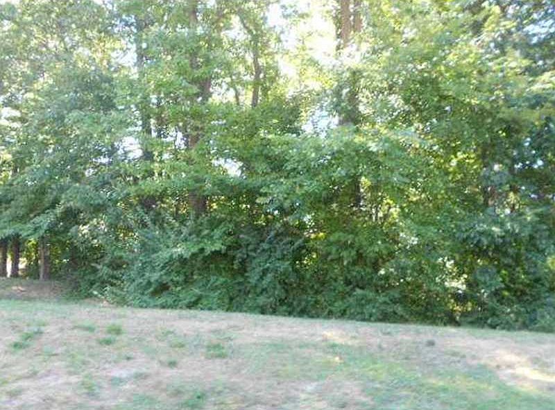 2nd image of 937 Rotherham Cir