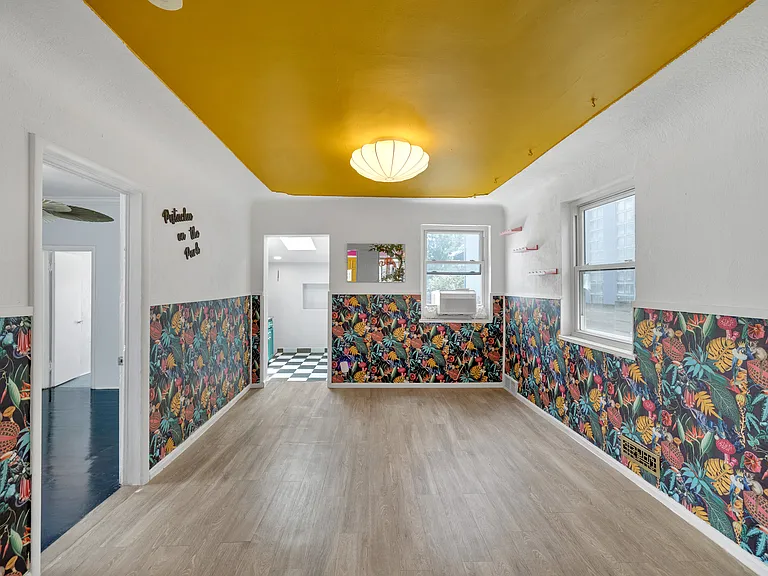 3828 Navajo St — Photo 9