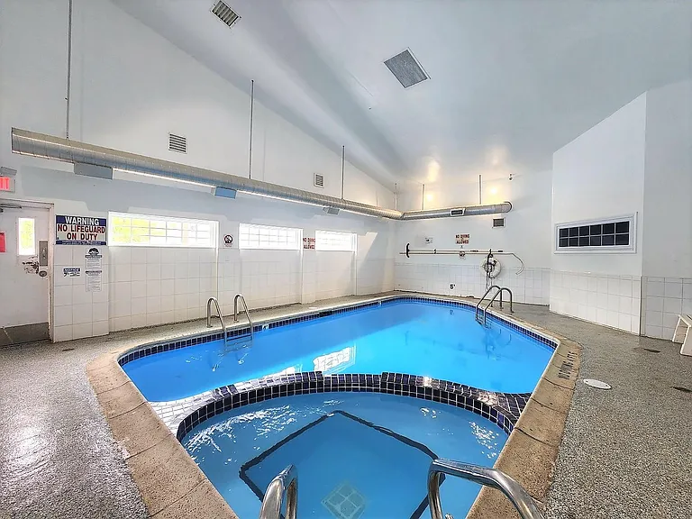 1301 Wyndham Dr — Photo 15