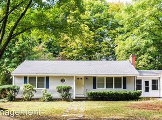 18 Sunhill Dr, Northampton, MA 01062