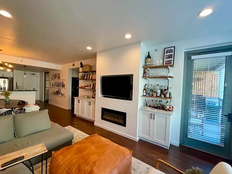 1150 J St #0 — Photo 6