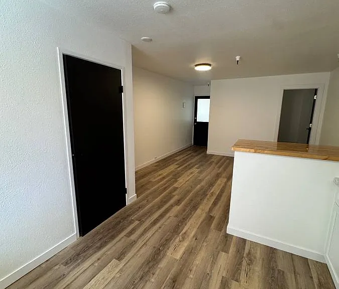 17 SW 2nd Ave #308 — Photo 1