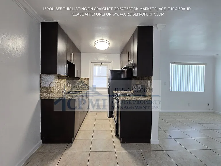 3700 Polk St Hollywood, FL 33021 — Photo 7