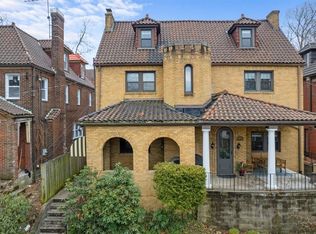 5406 Beacon St, Pittsburgh, PA 15217