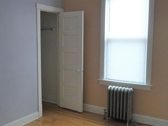 4th image of 3216 N Lawndale Ave #2