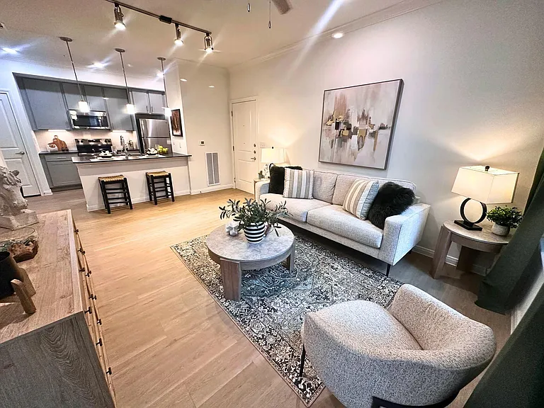 17011 W Little York Rd #312 — Photo 2