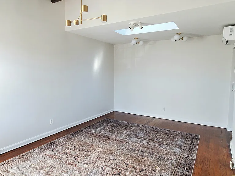67-67 Alderton St #1 — Photo 15