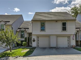 5935 N Kansas Ave, Gladstone, MO 64119