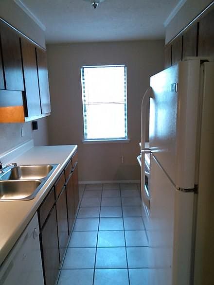 1st image of 171 Petersburg Cir #B