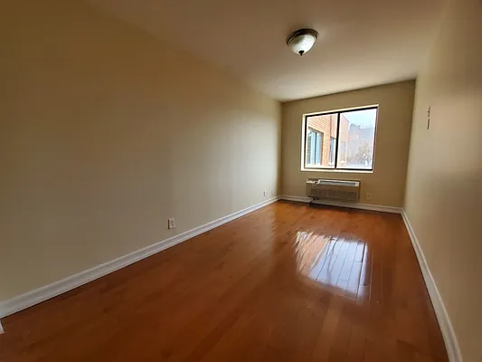 Rented by Hatuka Properties | media 10