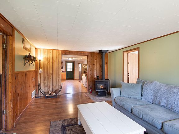 5th image of 12917 Vergennes St SE