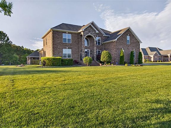 4th image of 1436 Paul Eason Dr