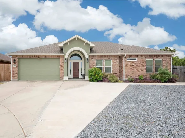 2233 Pinehollow Ln, Corpus Christi, TX 78418