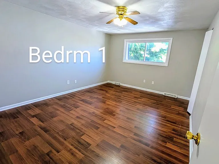 2581 Shakespeare Ln — Photo 7