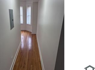 6226 S Claremont Ave APT 3, Chicago, IL