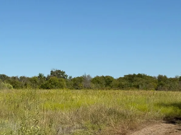 204 Forest Ln, Hillsboro, TX 76645