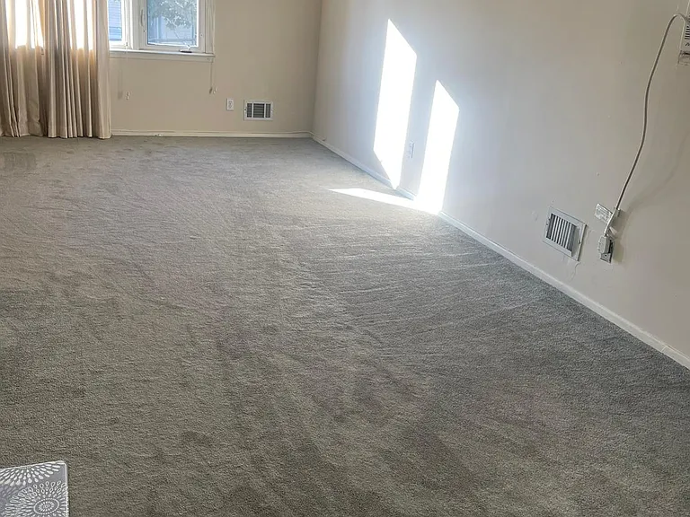 438 Liberty Ave — Photo 8