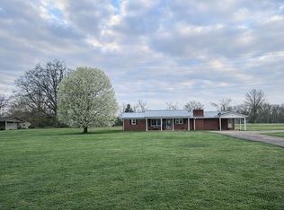 598 Gilchrist Rd, Adamsville, TN 38310
